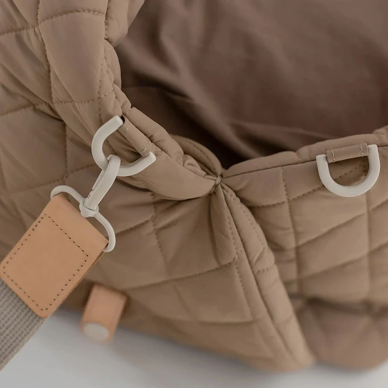 IvyLuxe Voyager- Premium Pet Carrier - Image 3