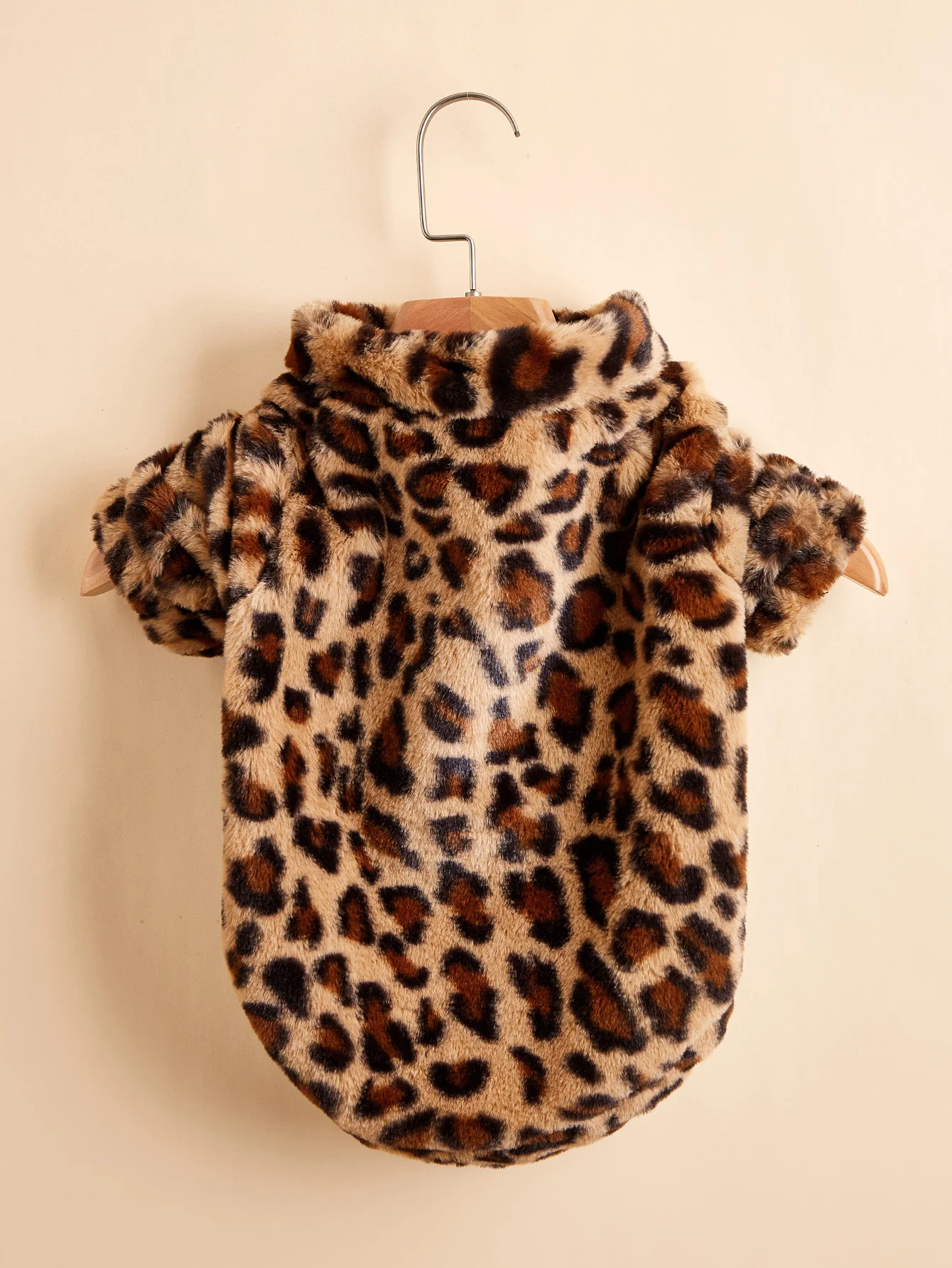 Warm Leopard Print Dog Clothes Jacket - Stylish and Cozy Pet Outerwear for Chilly Days - Image 3